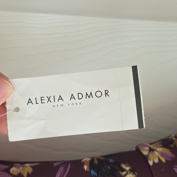 Alexia Admor Floral Dress M Robyn NWT $150 - Picture 6 of 10